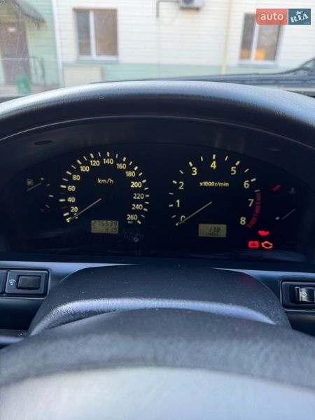 Седан Nissan Maxima 2000 в Одессе