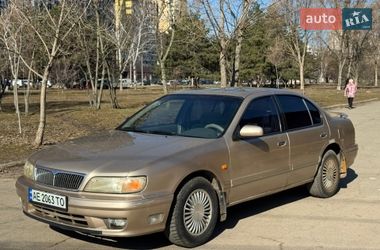 Седан Nissan Maxima 1998 в Дніпрі