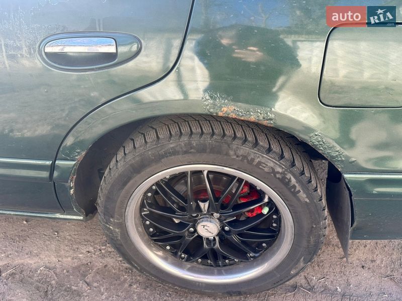 Седан Nissan Maxima 1998 в Одессе