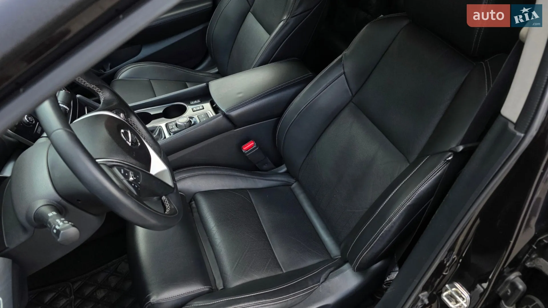 2016 Nissan Maxima - мініатюра 26