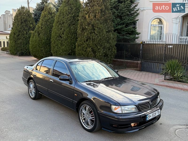 Nissan Maxima 1995