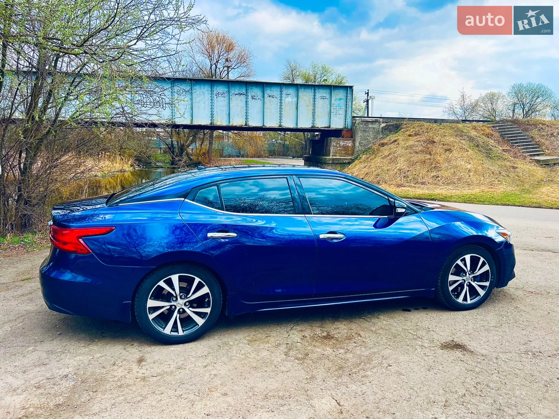 2016 Nissan Maxima - мініатюра 11