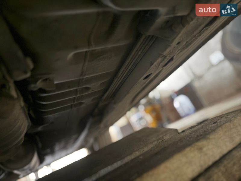 Седан Nissan Maxima 1995 в Одессе