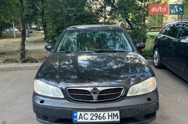 Седан Nissan Maxima 2002 в Володимирі