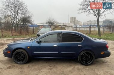 Седан Nissan Maxima 2000 в Киеве
