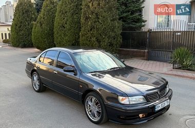 Седан Nissan Maxima 1995 в Одесі
