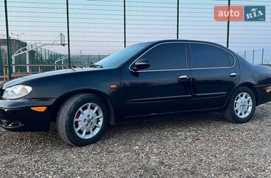Седан Nissan Maxima 2001 в Южном