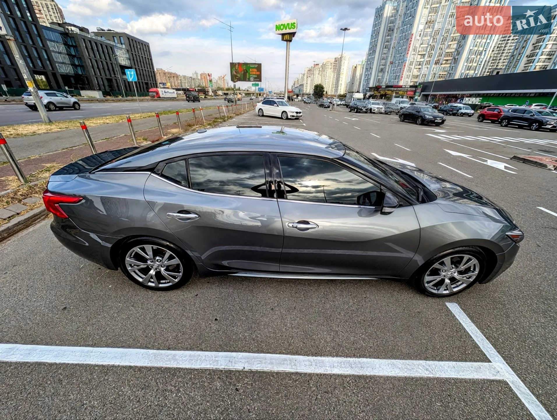 Nissan Maxima 2017 VIN 1N4AA6AP8HC445943 фото оголошення 8 з 25