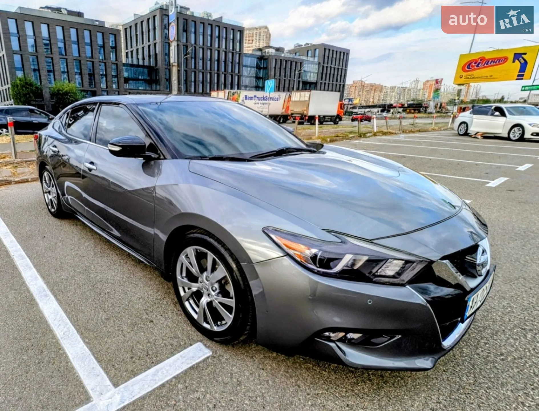 Nissan Maxima 2017 VIN 1N4AA6AP8HC445943 фото оголошення 2 з 25