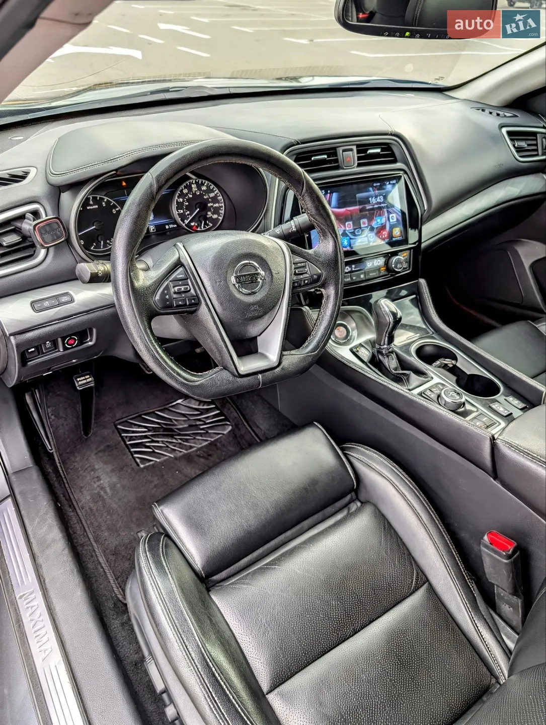 Nissan Maxima 2017 VIN 1N4AA6AP8HC445943 фото оголошення 11 з 25