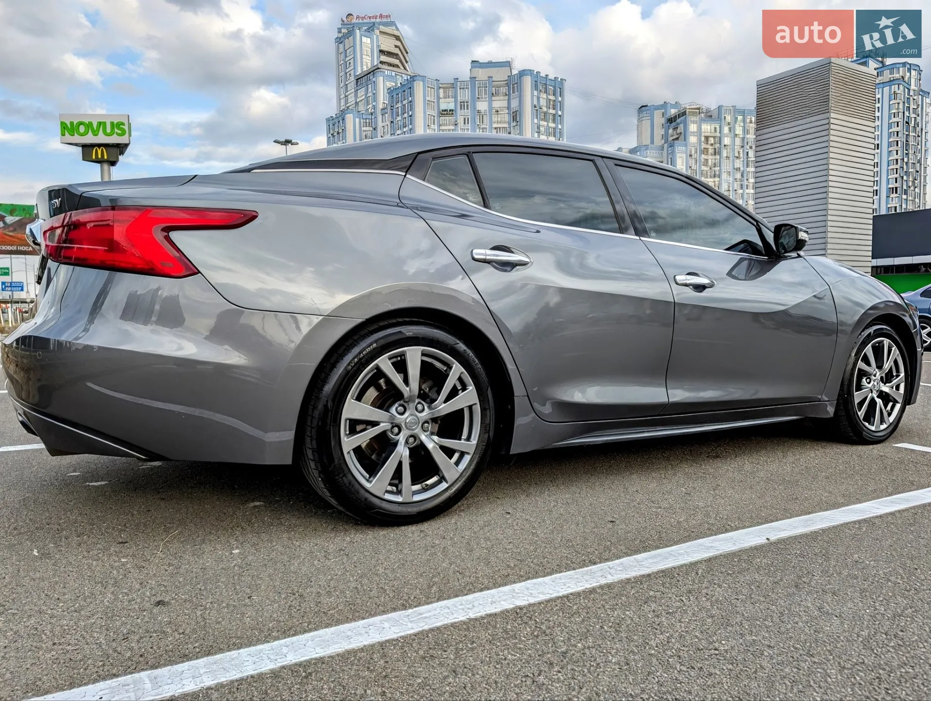 Nissan Maxima 2017 VIN 1N4AA6AP8HC445943 фото оголошення 6 з 25