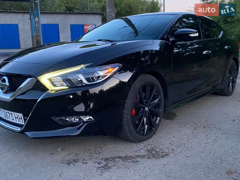 Nissan Maxima