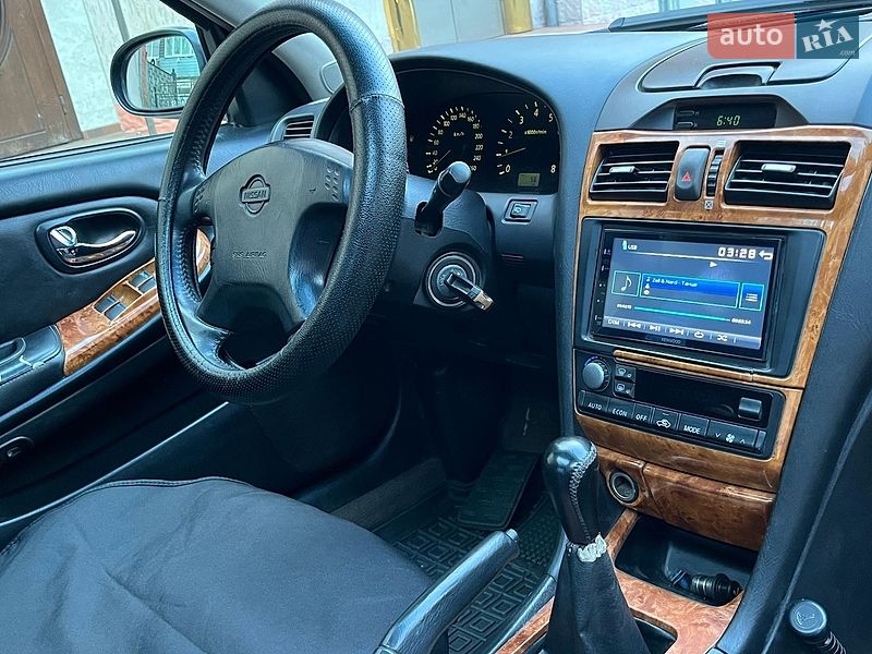 Седан Nissan Maxima 2003 в Одессе