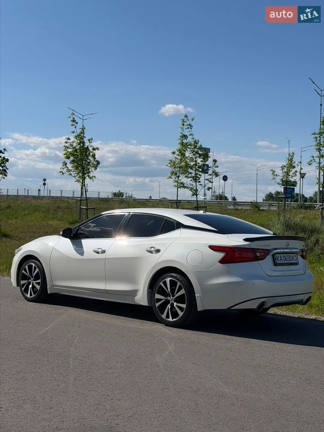 2016 Nissan Maxima - мініатюра 11
