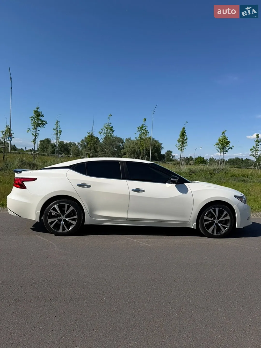 2016 Nissan Maxima - мініатюра 12