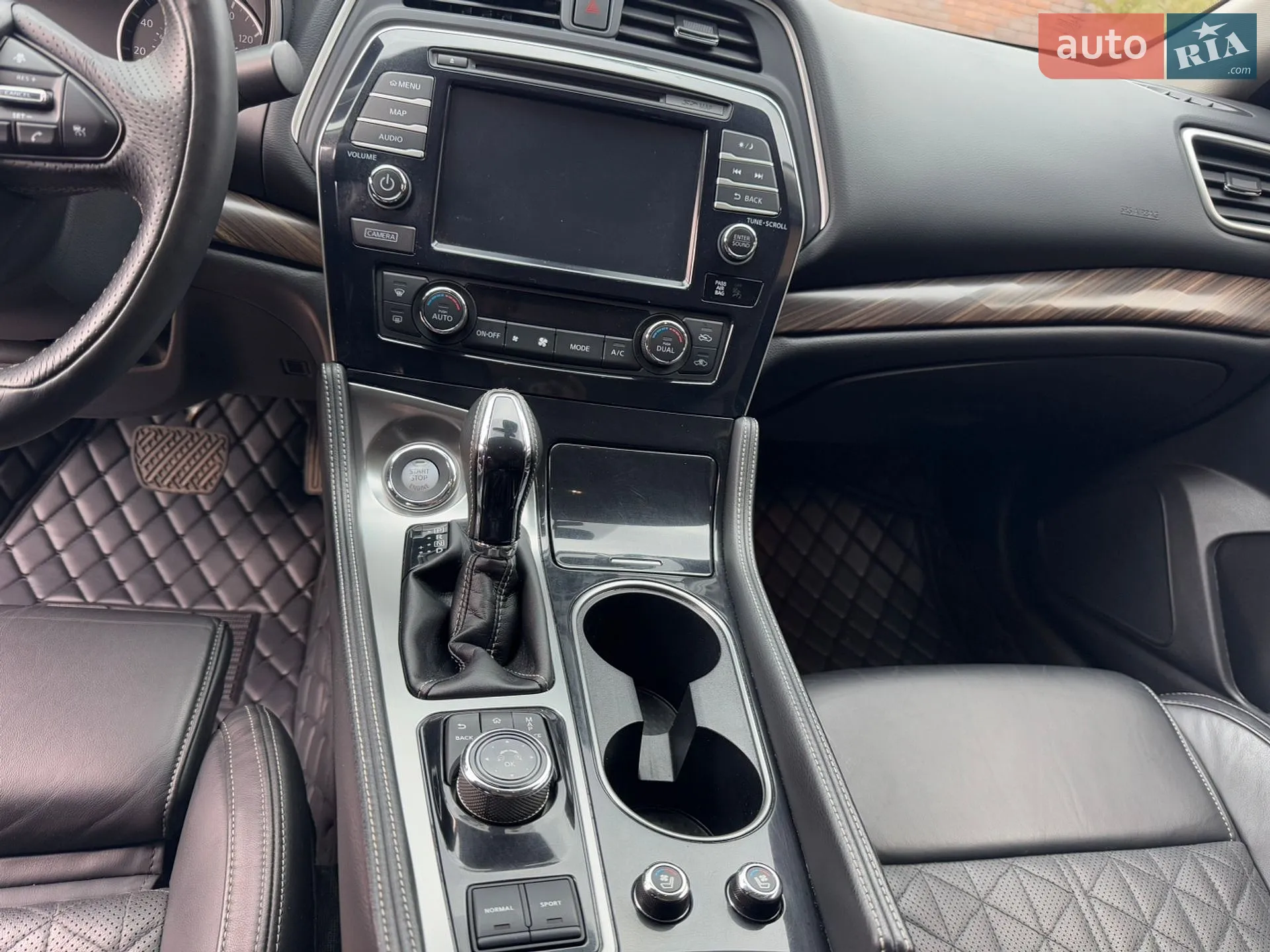 2018 Nissan Maxima - мініатюра 16