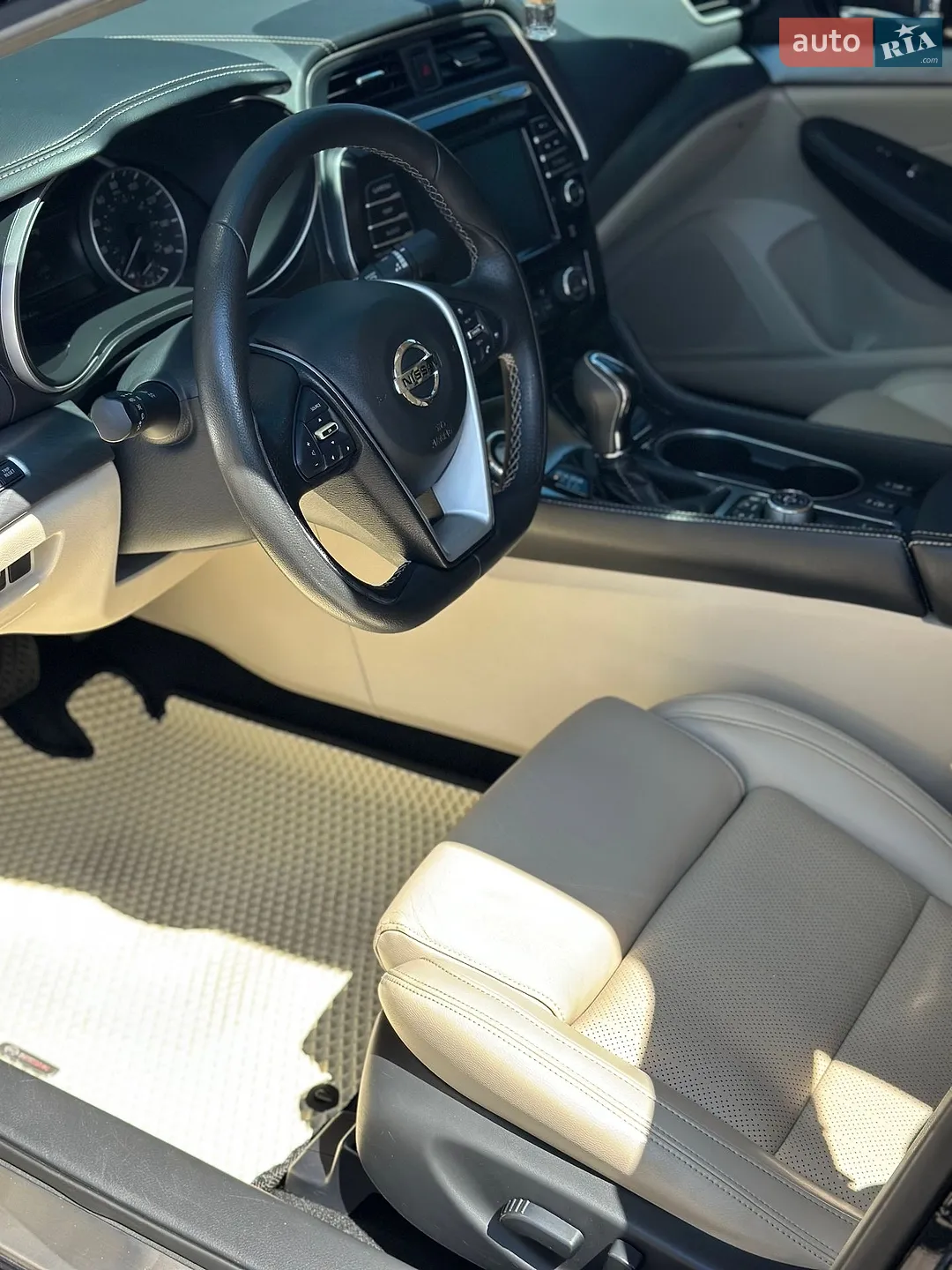 2016 Nissan Maxima - мініатюра 20