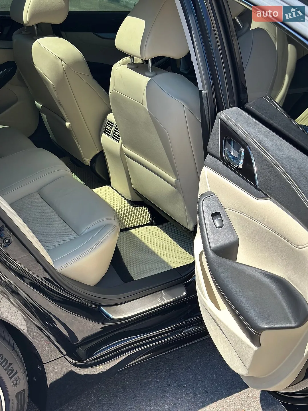 2016 Nissan Maxima - мініатюра 26