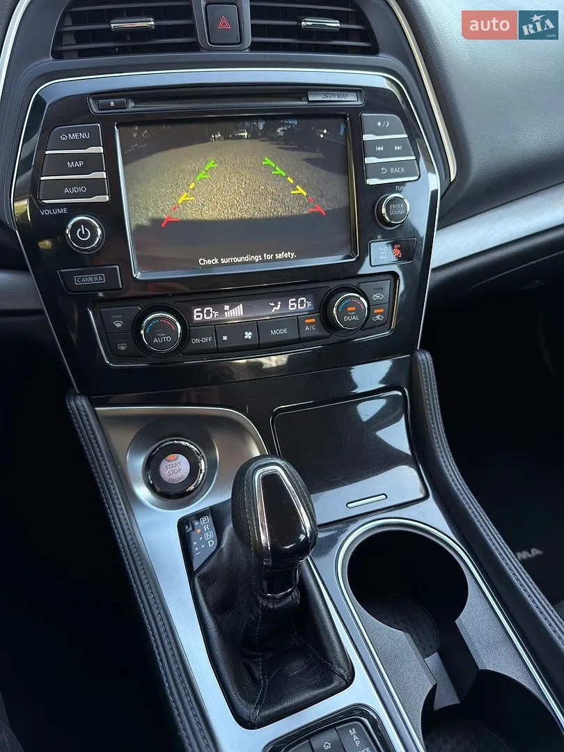 2016 Nissan Maxima - мініатюра 22