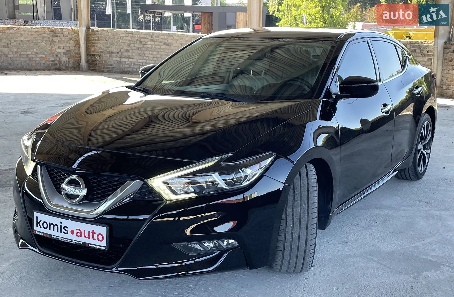 2016 Nissan Maxima - мініатюра 14