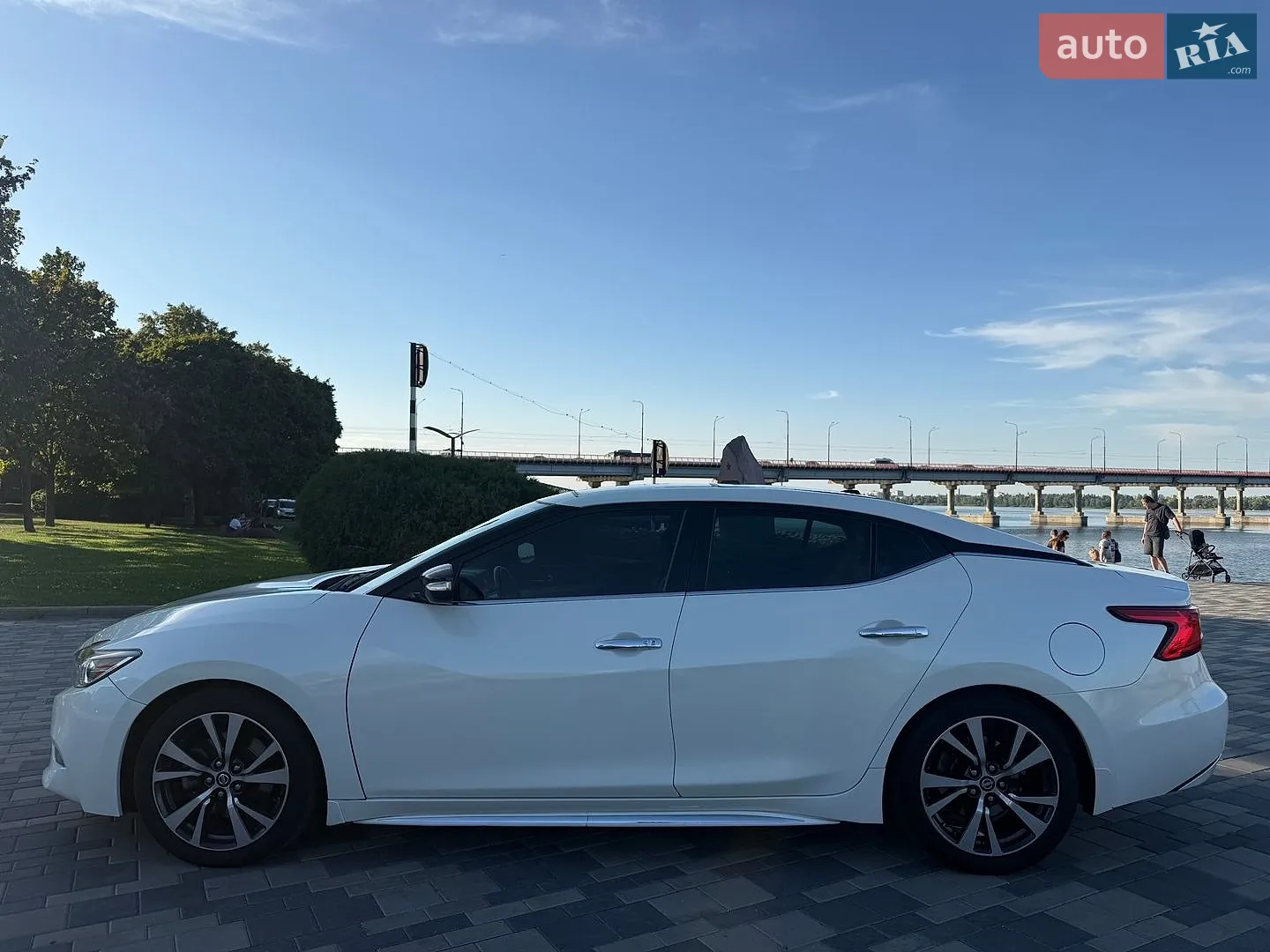 2017 Nissan Maxima - мініатюра 6