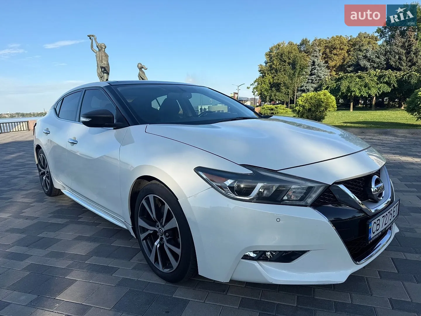 2017 Nissan Maxima - мініатюра 8