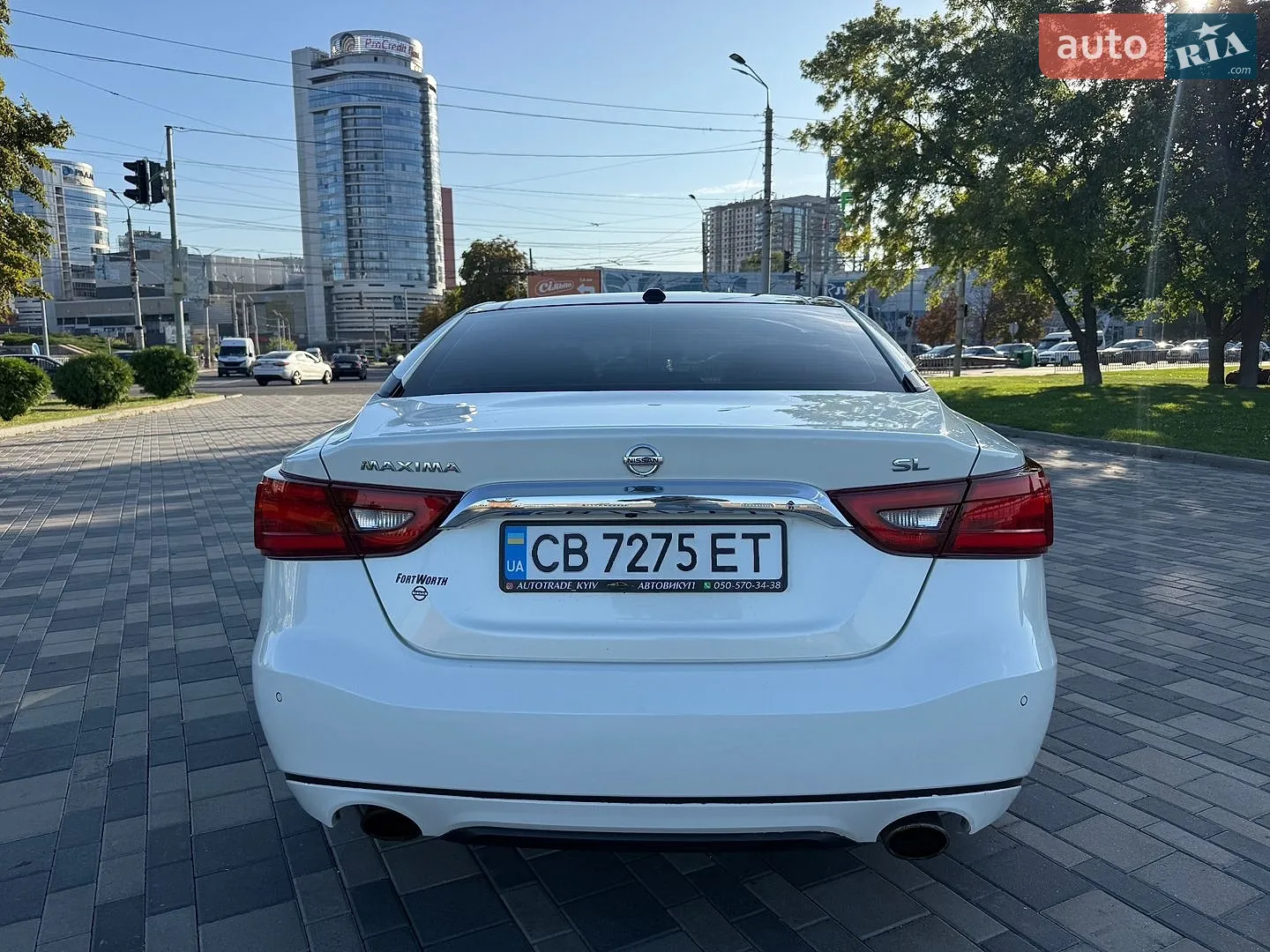 2017 Nissan Maxima - мініатюра 15