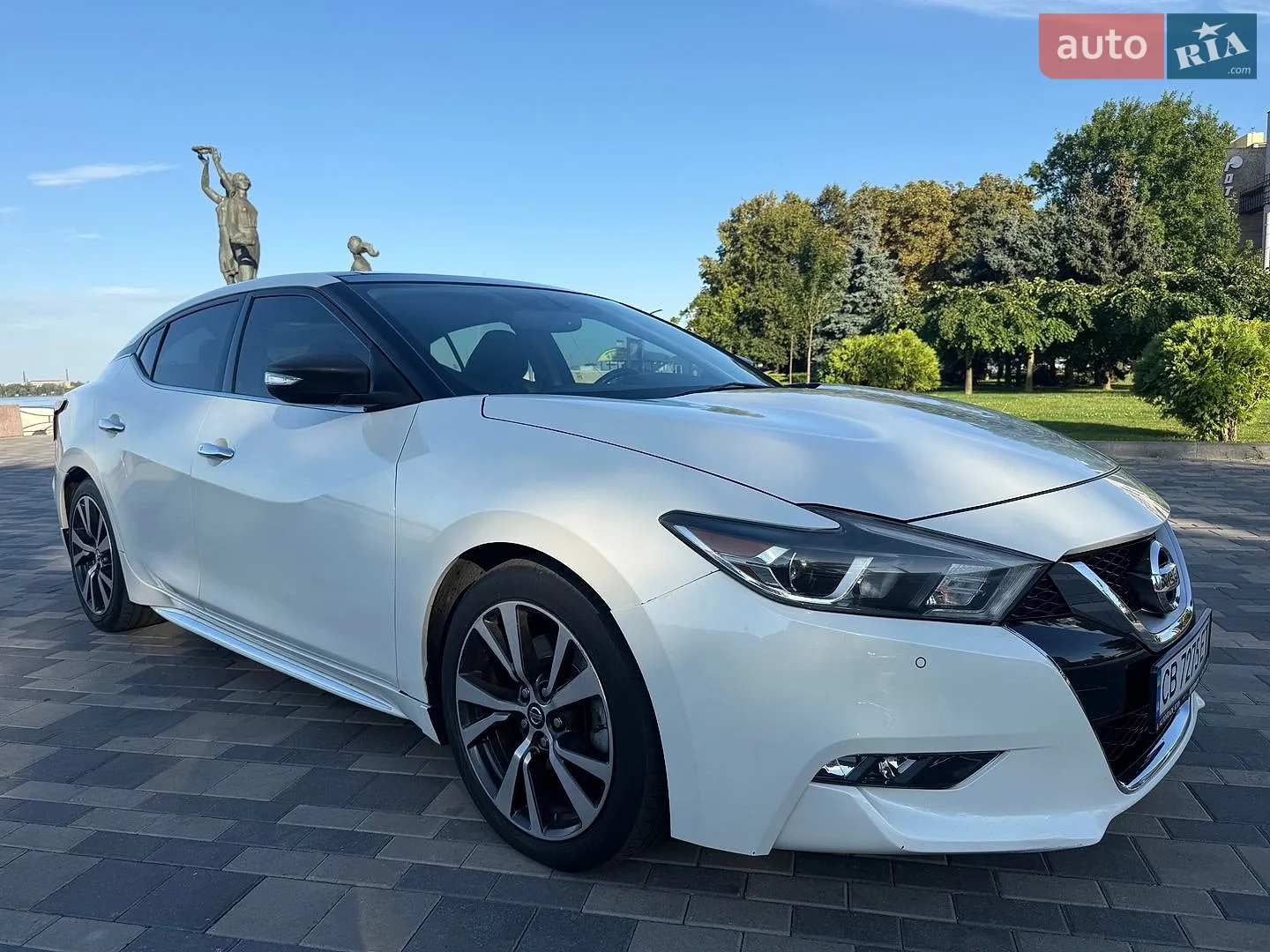 2017 Nissan Maxima - мініатюра 12
