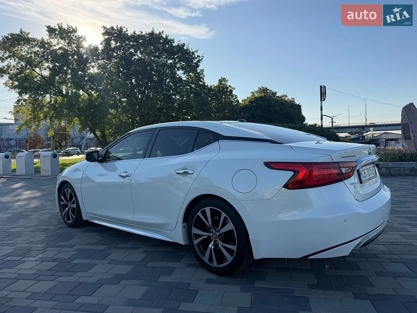 2017 Nissan Maxima - мініатюра 18