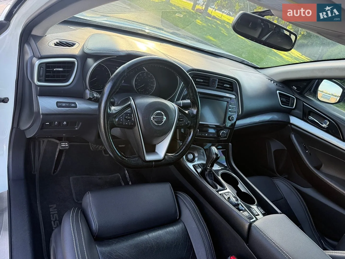 2017 Nissan Maxima - мініатюра 24