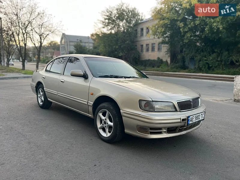 Nissan Maxima 1997