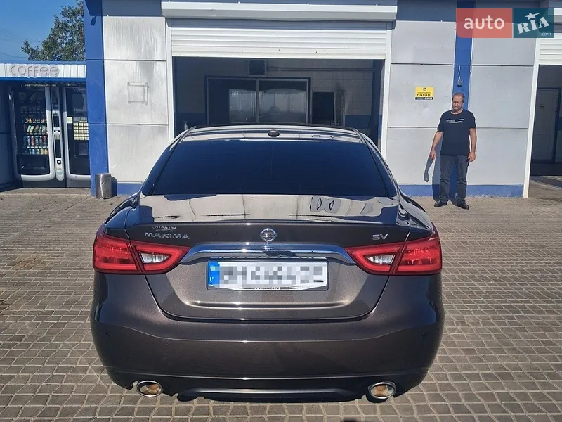 Nissan Maxima 2015