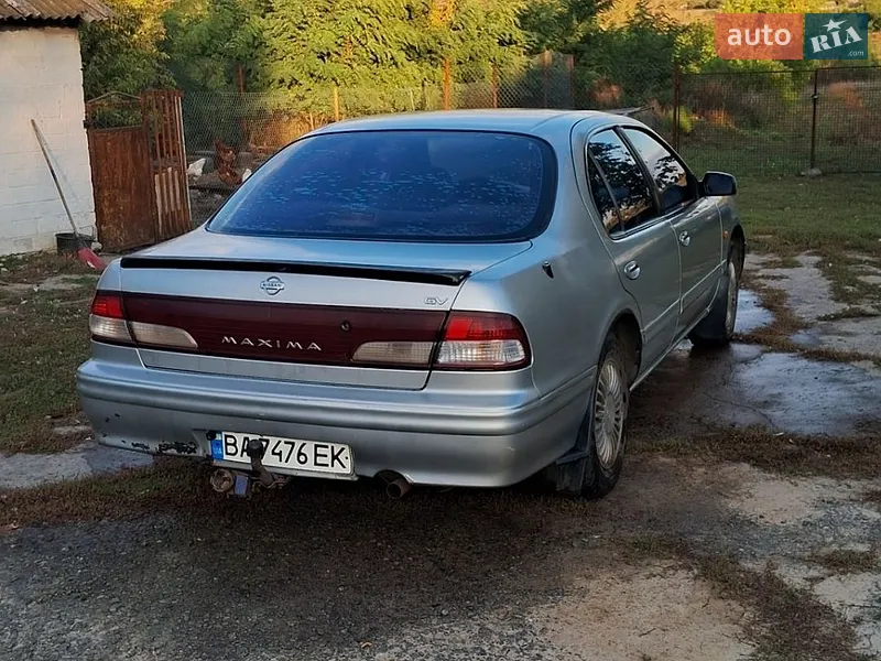 Nissan Maxima