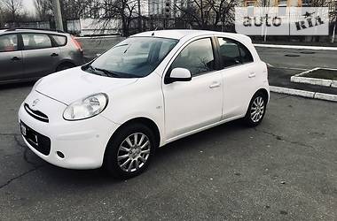 Хетчбек Nissan Micra 2013 в 