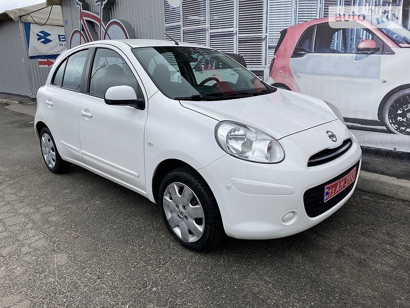 Хэтчбек Nissan Micra 2011 в Киеве