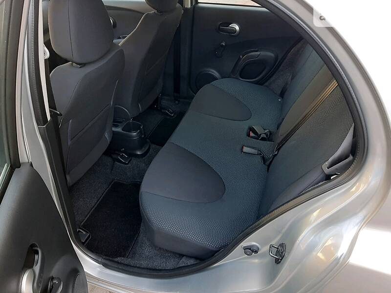 Хетчбек Nissan Micra 2010 в Калуші фото 30 Хетчбек Nissan Micra 2010 в Калуші