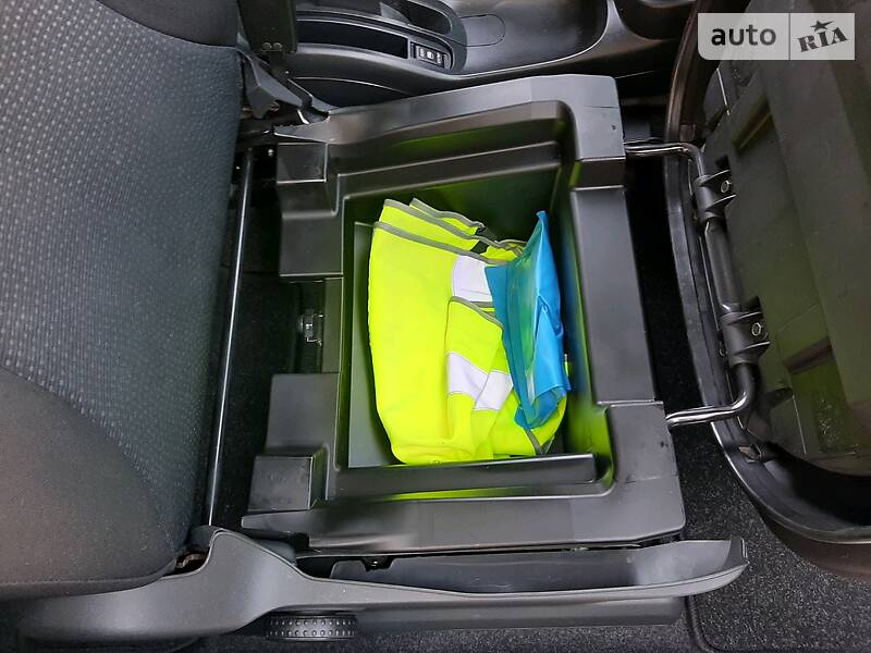 Хетчбек Nissan Micra 2010 в Калуші фото 34 Хетчбек Nissan Micra 2010 в Калуші