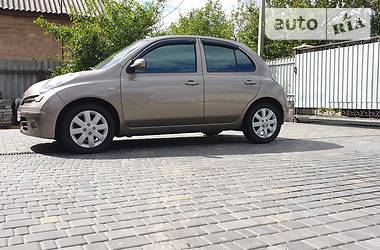 Хэтчбек Nissan Micra 2005 в Смеле