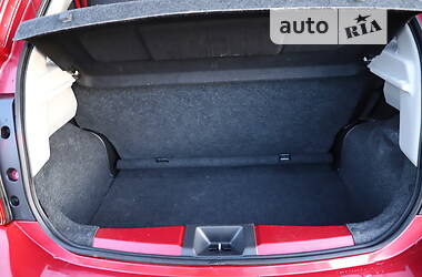 Хэтчбек Nissan Micra 2015 в 