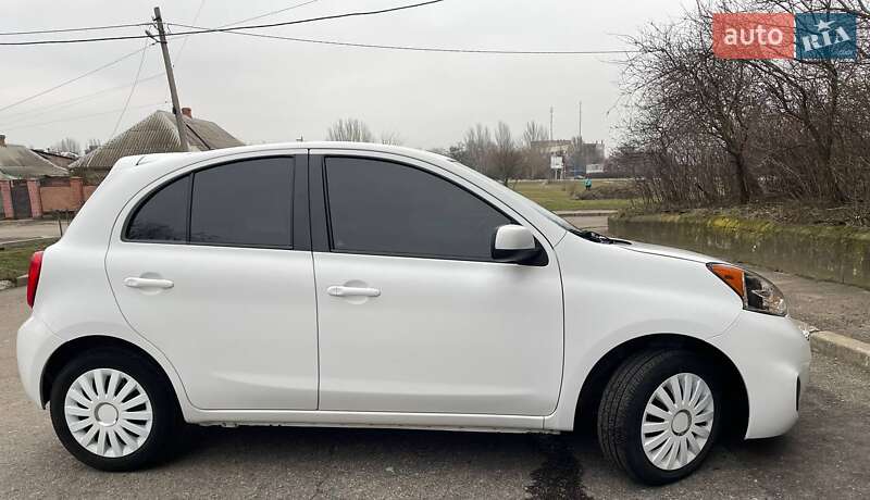Хэтчбек Nissan Micra 2018 в Днепре