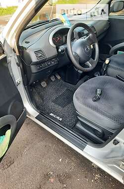 Хэтчбек Nissan Micra 2003 в Кривом Роге