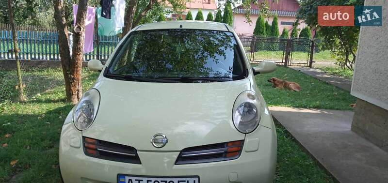 Хетчбек Nissan Micra 2004 в Рожнятові