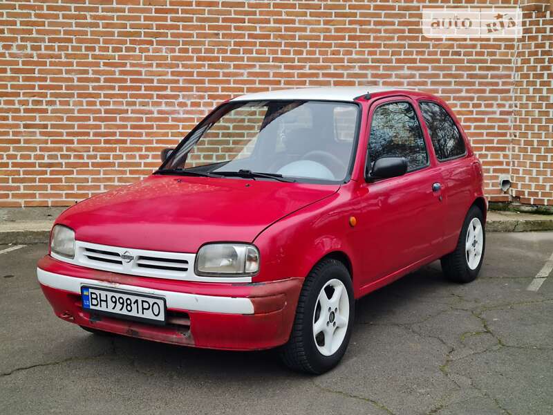 Хэтчбек Nissan Micra 1993 в Черноморске