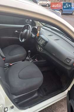 Хетчбек Nissan Micra 2009 в Тернополі