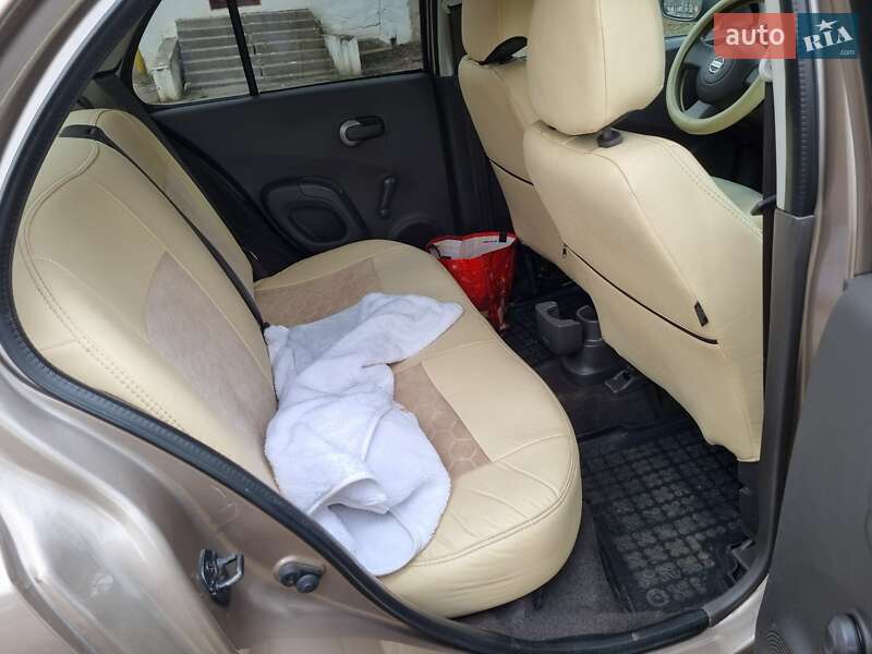 Хетчбек Nissan Micra 2008 в Умані