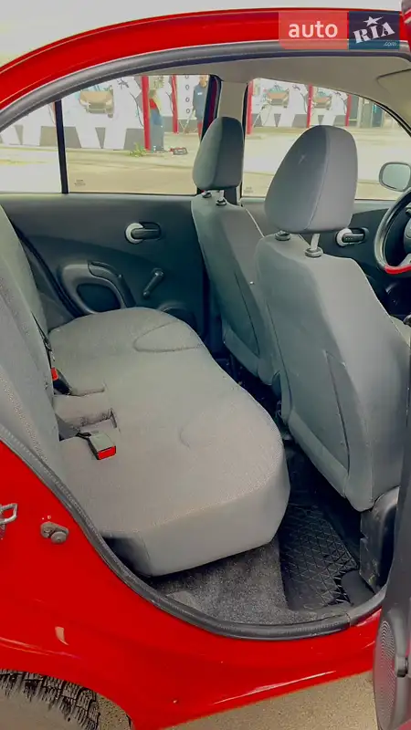 Хэтчбек Nissan Micra 2007 в 