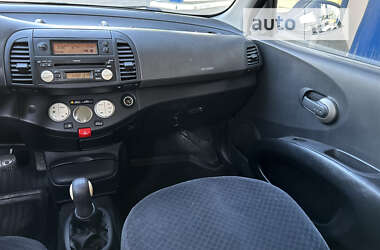 Хэтчбек Nissan Micra 2004 в Днепре