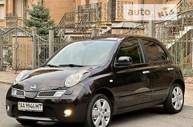 Хэтчбек Nissan Micra 2010 в Киеве