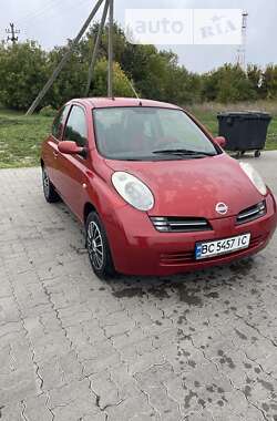 Хэтчбек Nissan Micra 2005 в Радехове