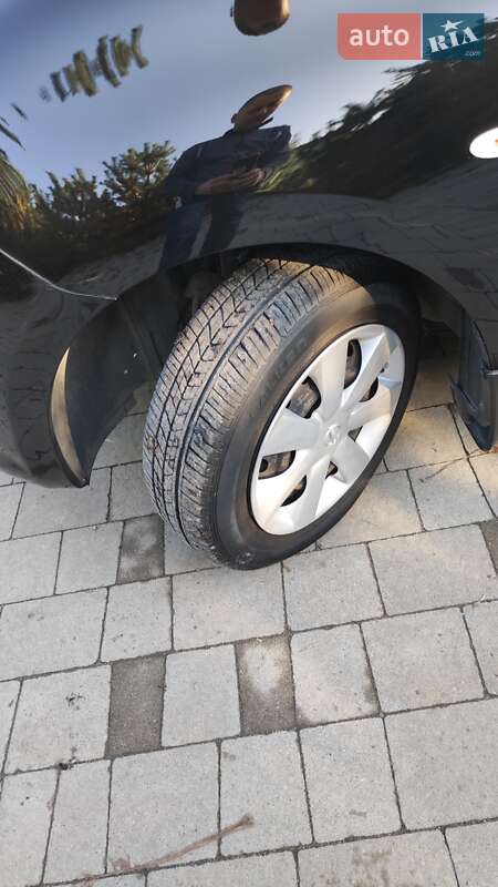 Хэтчбек Nissan Micra 2015 в Львове фото 18 Хэтчбек Nissan Micra 2015 в Львове
